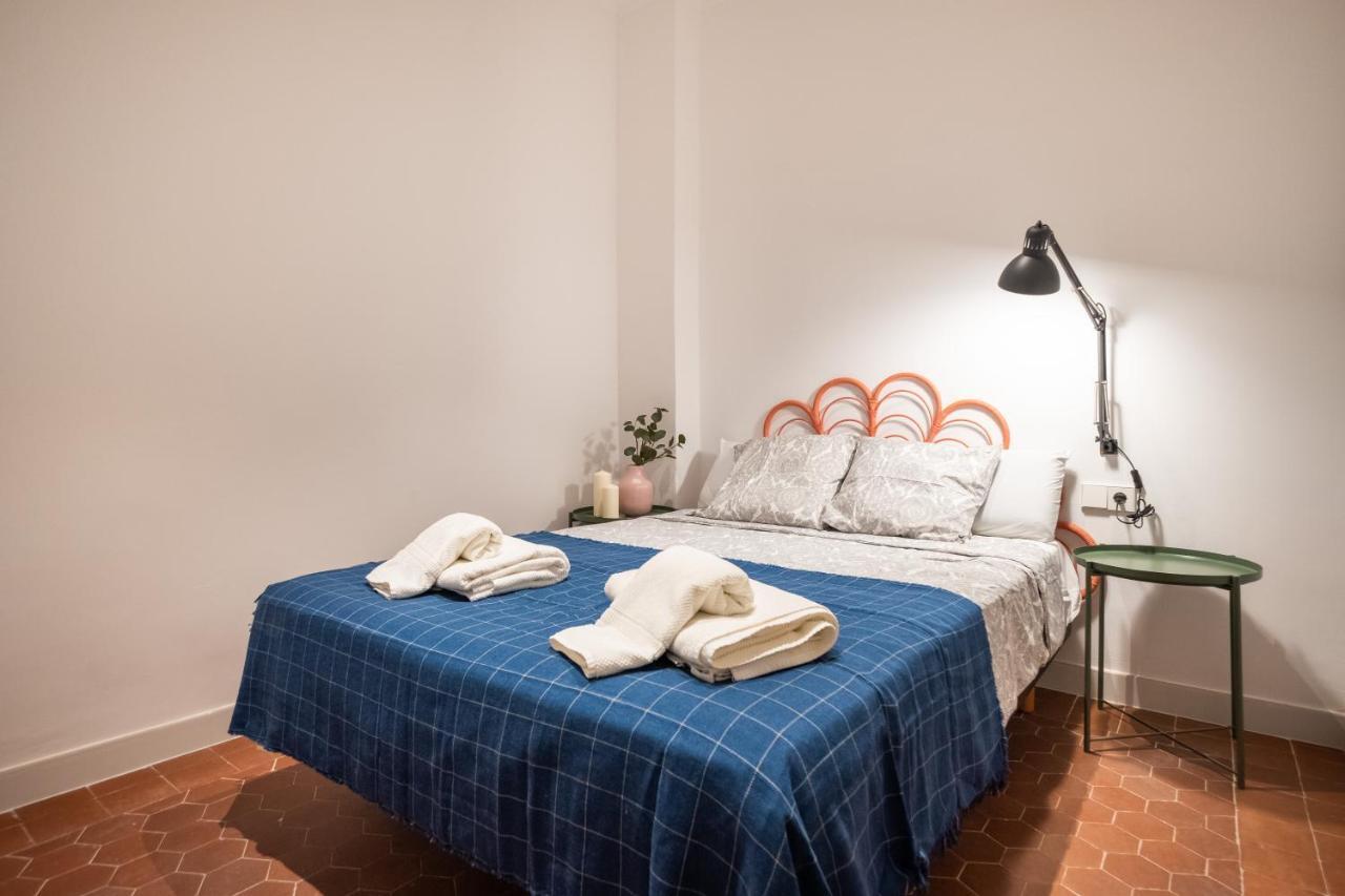 Eg21- Modernist And Elegant In Bcn Center Apartment