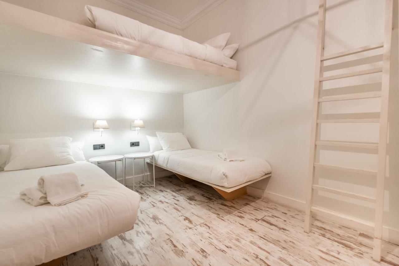 Eg21- Modernist And Elegant In Bcn Center Apartment